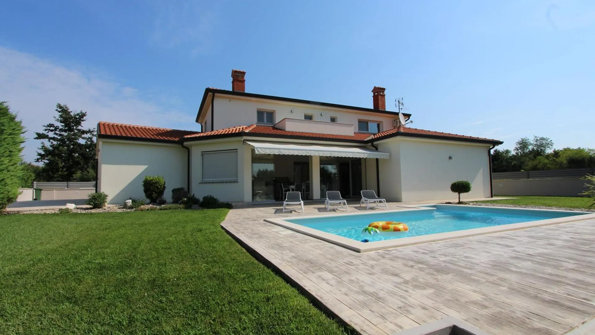 Moderne Villa Alex Exclusive In Porec Mit Pool